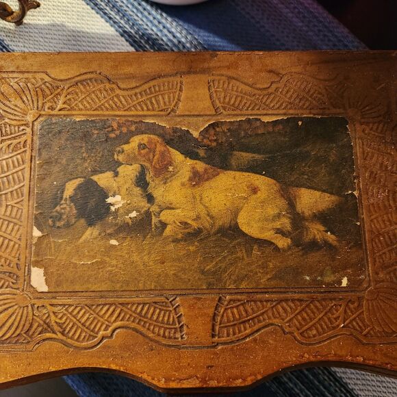 Vintage Carved Wooden Jewelry Trinket Box with Hunting Spaniel Dog Decal/Litho - Picture 3 of 9